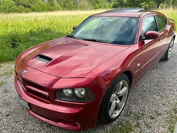 Dodge Charger 3 of 5