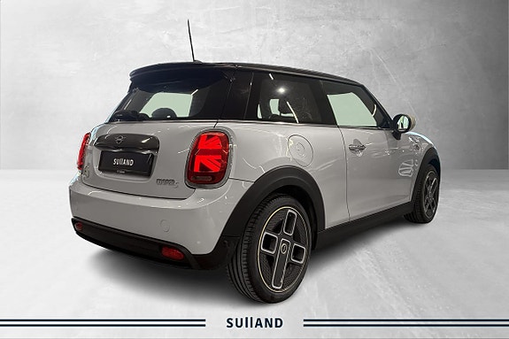 MINI Cooper SE 5 of 5