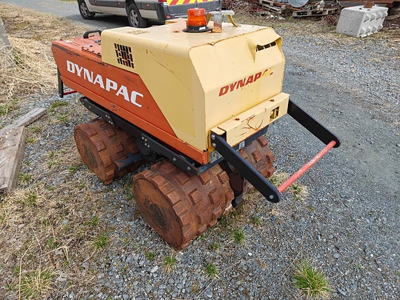 Dynapac LP8504 2 of 5