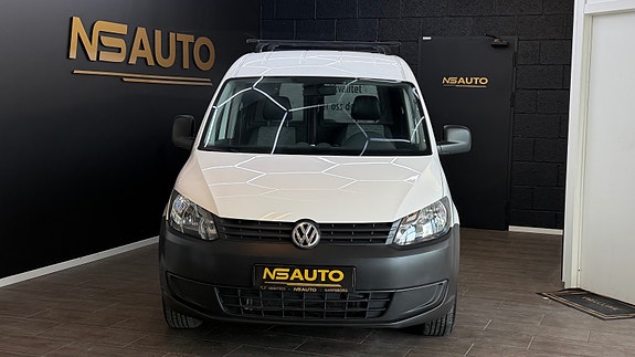 Volkswagen Caddy Maxi 2 of 5