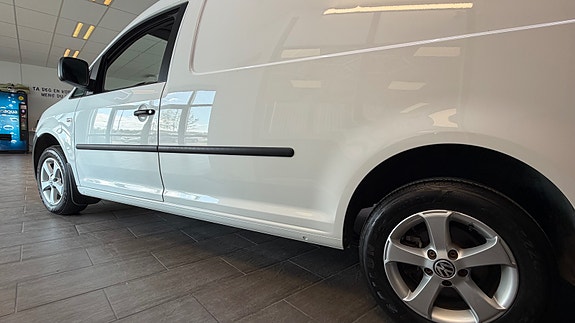 Volkswagen Caddy Maxi 10 of 30