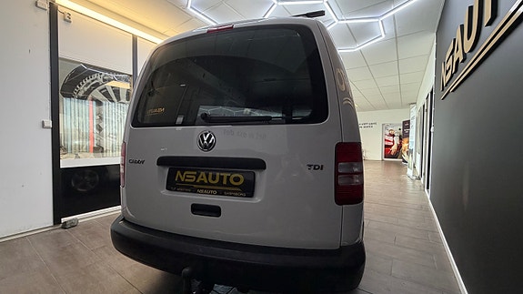 Volkswagen Caddy Maxi 6 of 30