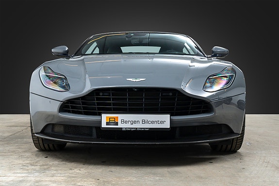 Aston Martin DB11 2 of 27