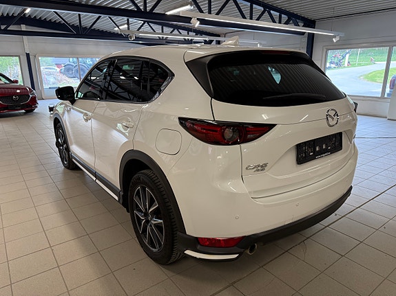 Mazda CX-5 4 of 17