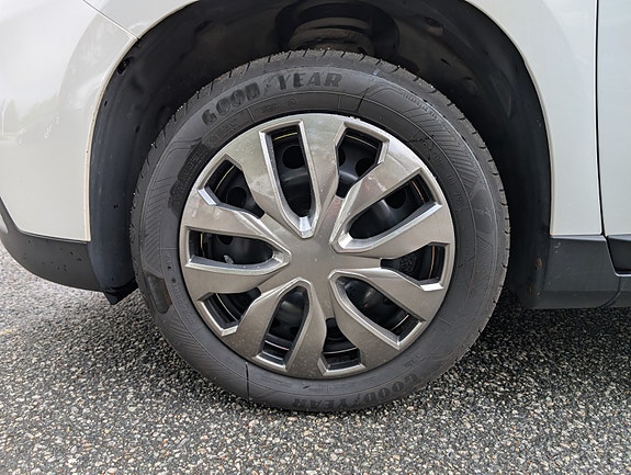 Peugeot 2008 24 of 27