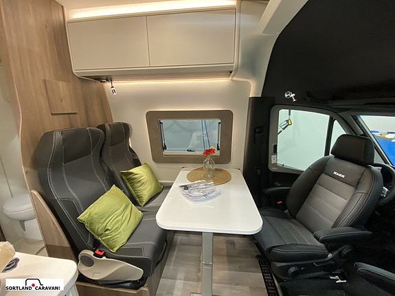 KABE TM Van V690 9 of 30