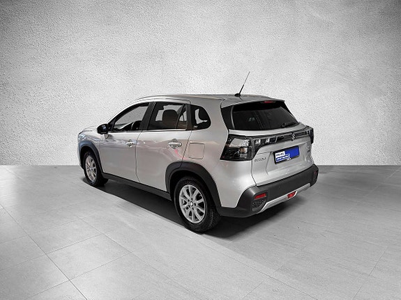 Suzuki SX4 S-Cross 5 of 5