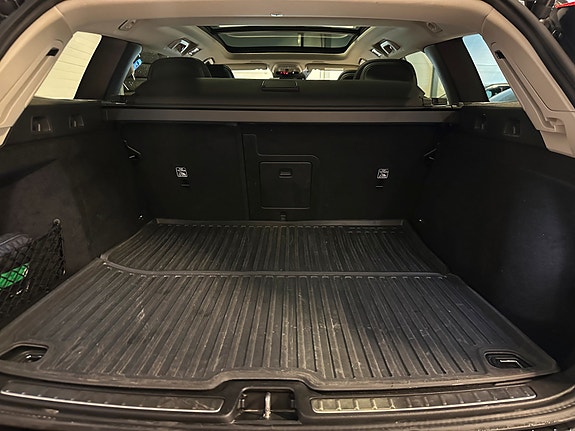 Volvo V60 Cross Country 8 of 28