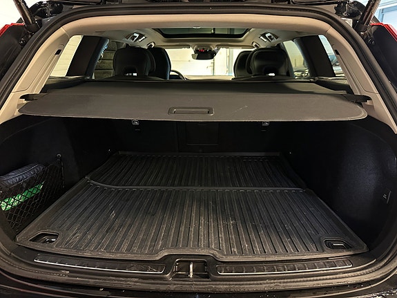 Volvo V60 Cross Country 9 of 28