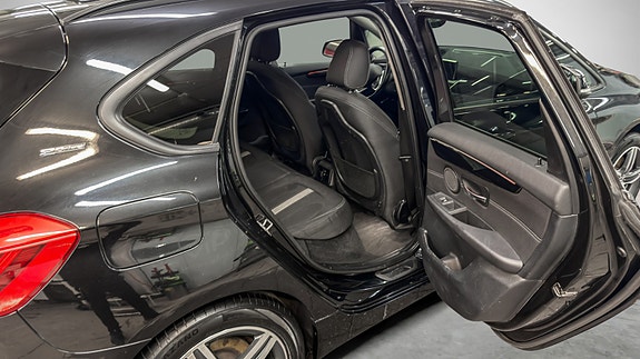 BMW 225xe 20 of 25
