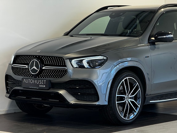 Mercedes-Benz GLE350 de 2 of 5