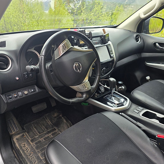 Nissan Navara 10 of 30