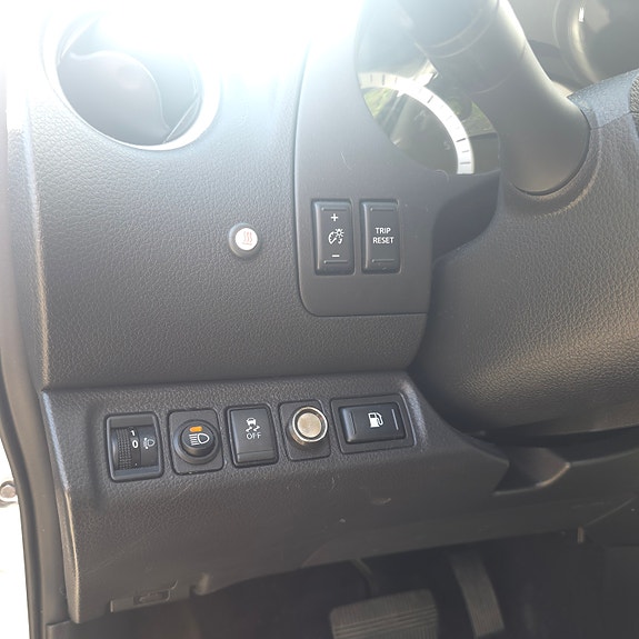 Nissan Navara 17 of 30