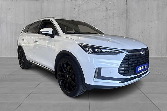BYD Tang 3 of 5