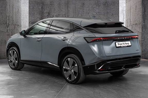 Nissan Ariya 6 of 30