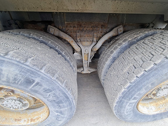 Volvo FH16 650 *8x4 *RETARDER *EURO 6 12 of 13