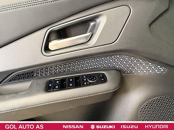 Nissan Ariya 25 of 30