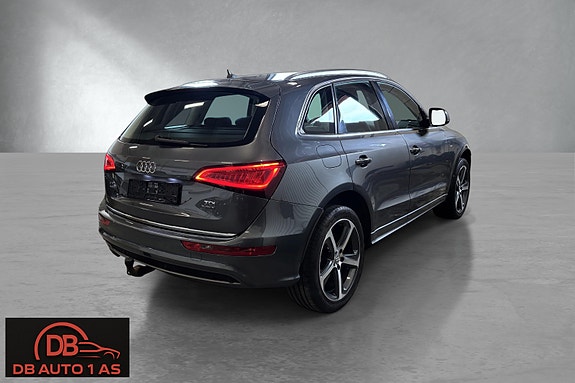 Audi Q5 4 of 5