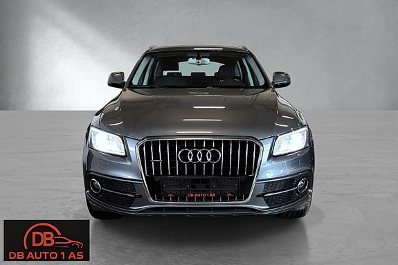 Audi Q5 2 of 5