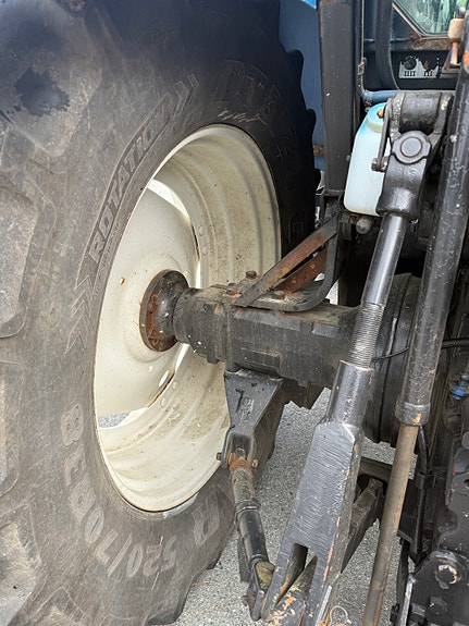 New Holland 8160 22 of 26