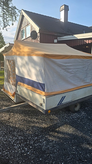 Combi-Camp 4 of 12