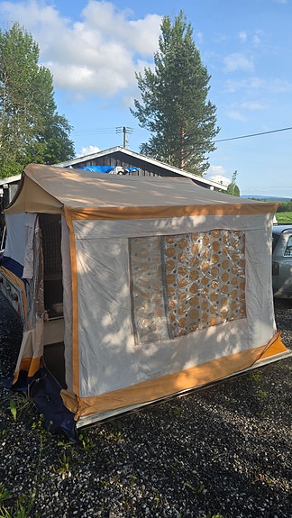 Combi-Camp 2 of 12