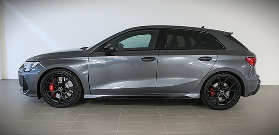 Audi RS3 3 of 5