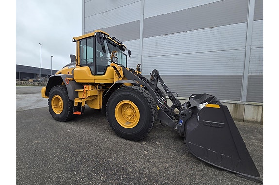 Volvo L60H2 3 of 9