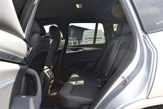 BMW X3 14 of 30