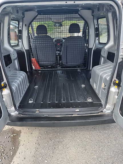 Peugeot Bipper 6 of 15