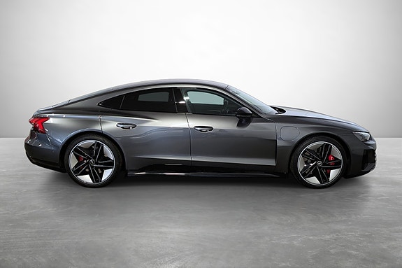 Audi e-tron GT RS 5 of 5