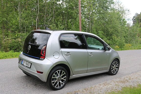 Volkswagen UP! 7 of 18