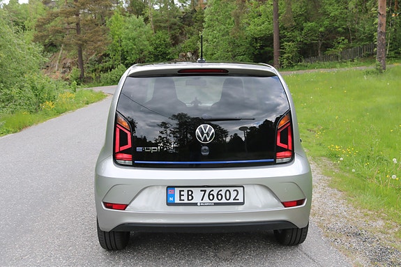 Volkswagen UP! 6 of 18
