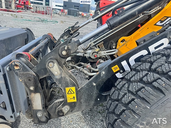 JCB  9010 13 of 30
