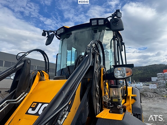 JCB  9010 16 of 30