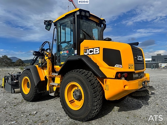 JCB  9010 4 of 5