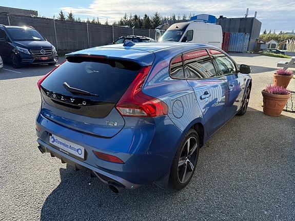 Volvo V40 5 of 5