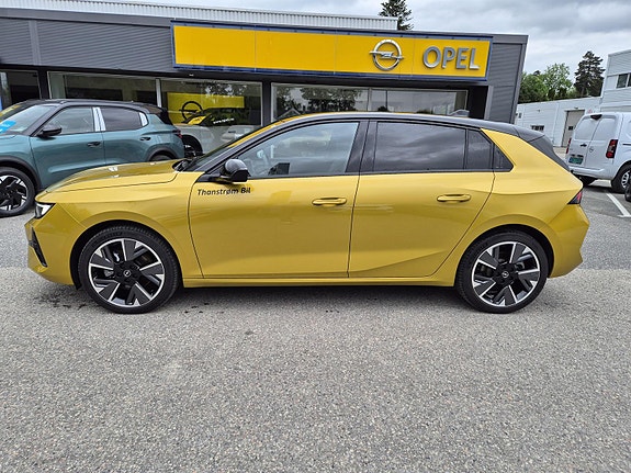 Opel Astra 2 of 11
