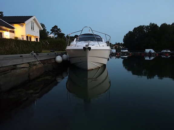 Fairline Targa T-37 Fairline Targa 37 Gjennomgått og klar for sommeren 4 of 5