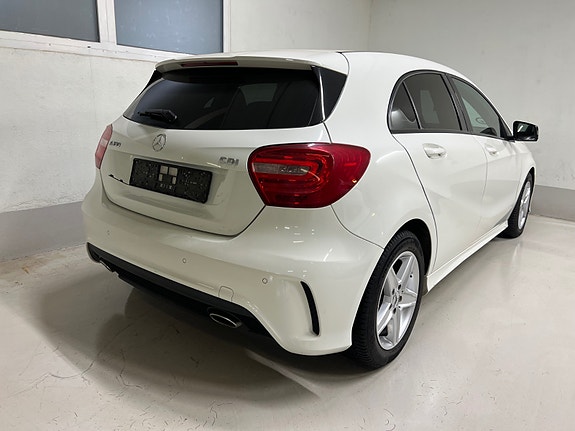 Mercedes-Benz A180 4 of 24