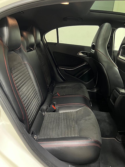 Mercedes-Benz A180 23 of 24
