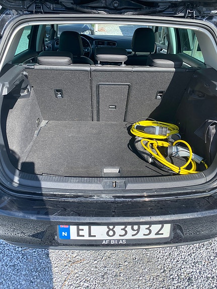 Volkswagen e-Golf VII 5 of 5