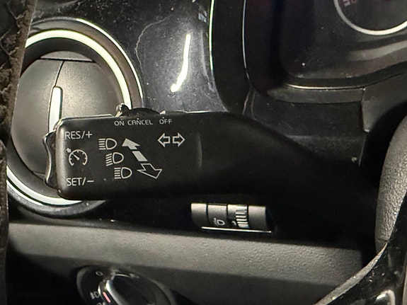 Volkswagen UP! 17 of 30