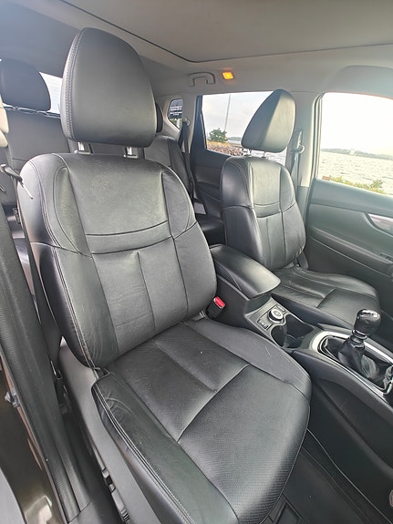 Nissan X-Trail 9 of 30