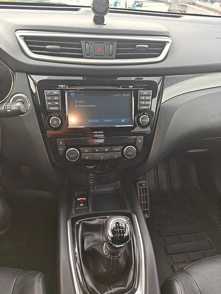 Nissan X-Trail 23 of 30