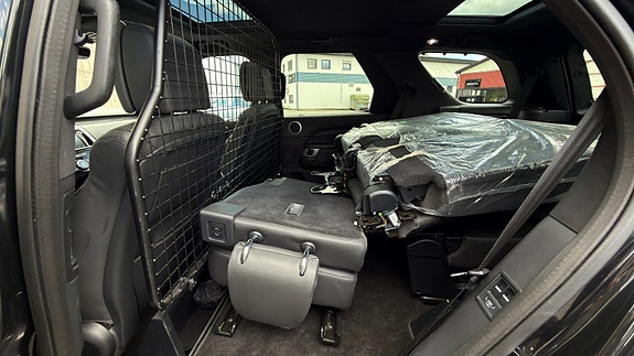 Land Rover Discovery 11 of 11