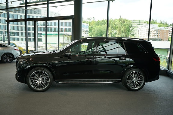 Mercedes-Benz GLS63 6 of 15