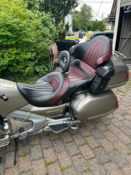 Honda GL 1800 Goldwing 3 of 5