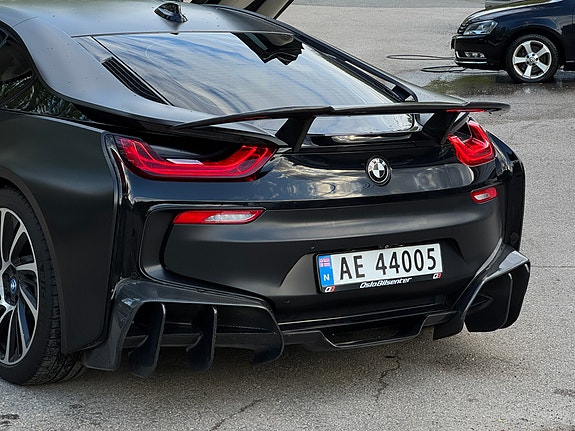 BMW i8 5 of 30