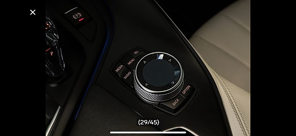 BMW i8 21 of 30